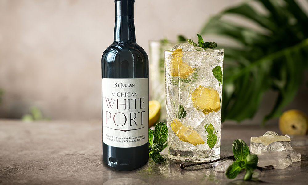 Porto Tónico Wine Cocktail