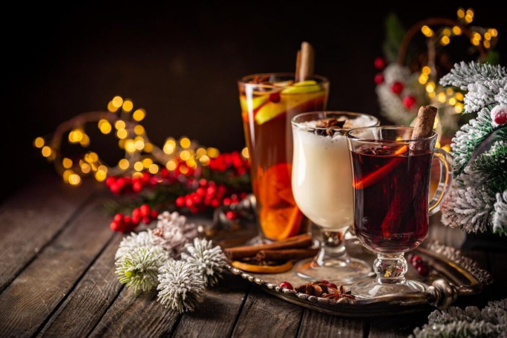 [SOLD OUT] Holiday Cocktails with Jackie – Union Pier