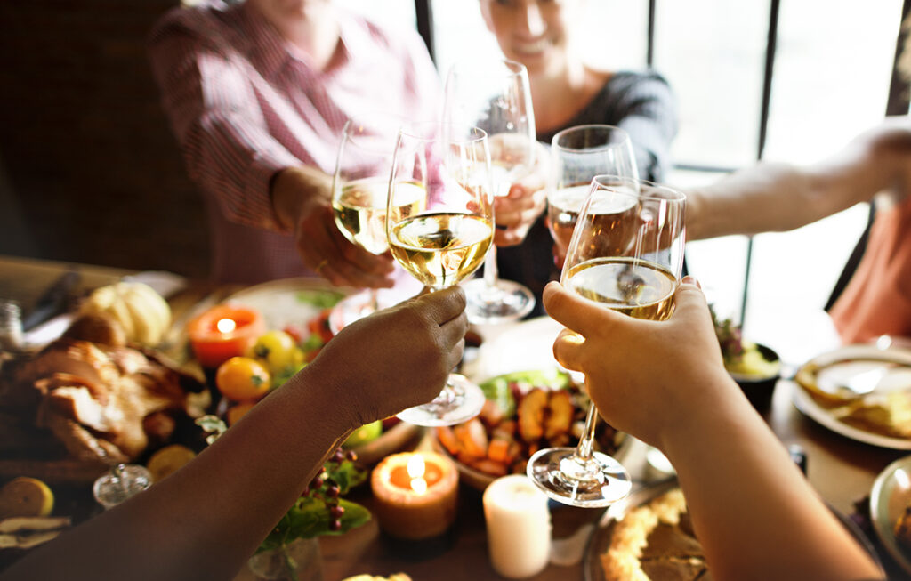 Perfect Food and Wine Pairings for a Memorable Thanksgiving