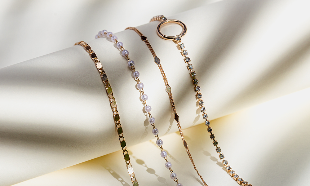 Mixed Metals Permanent Jewelry Pop-up